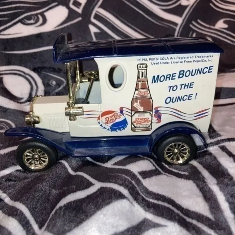 golden wheel diecast pepsi truck Coin Bank MISSING KEY”